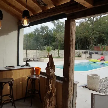 Le Clos Des Troubadours Couette-café