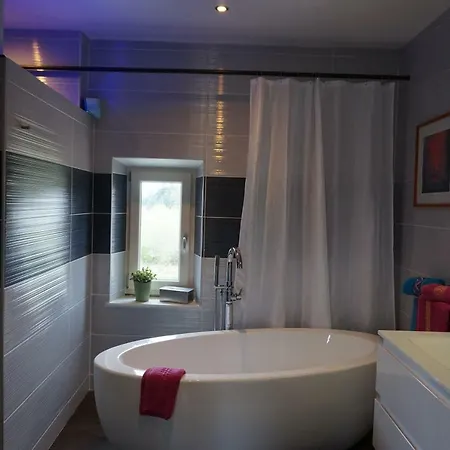 Le Clos Des Troubadours Bed & Breakfast Pennautier
